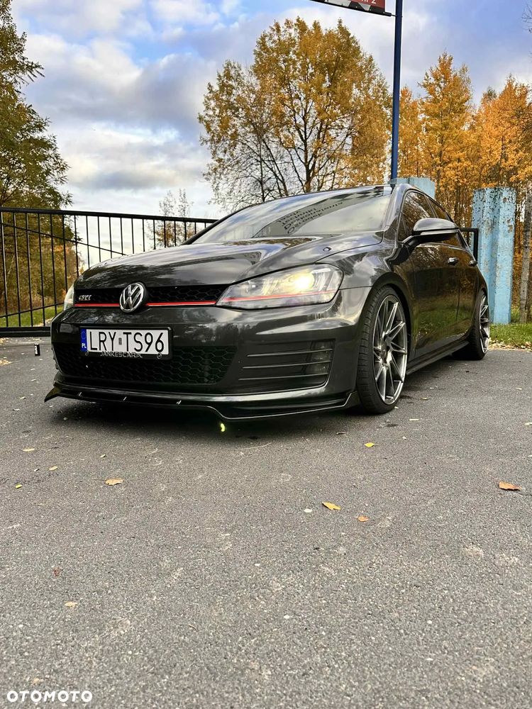 Volkswagen Golf VII 2.0 TSI BMT GTI - 2