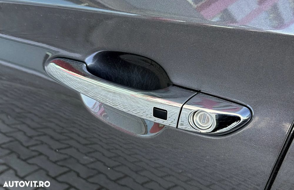 Hyundai Tucson 2.0 CRDI 4WD Automatik Intro Edition - 23