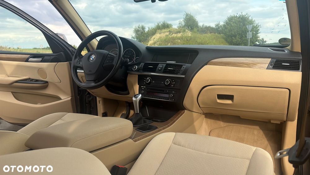BMW X3 xDrive20d - 8