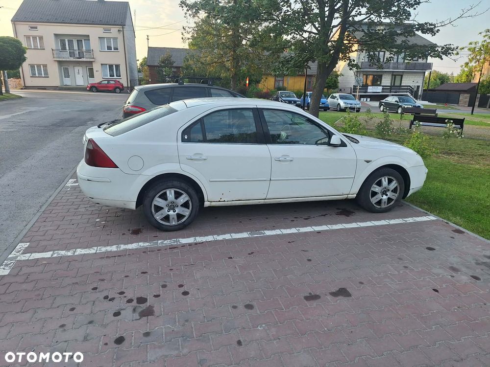 Ford Mondeo 2.0 TDCi Ghia - 1