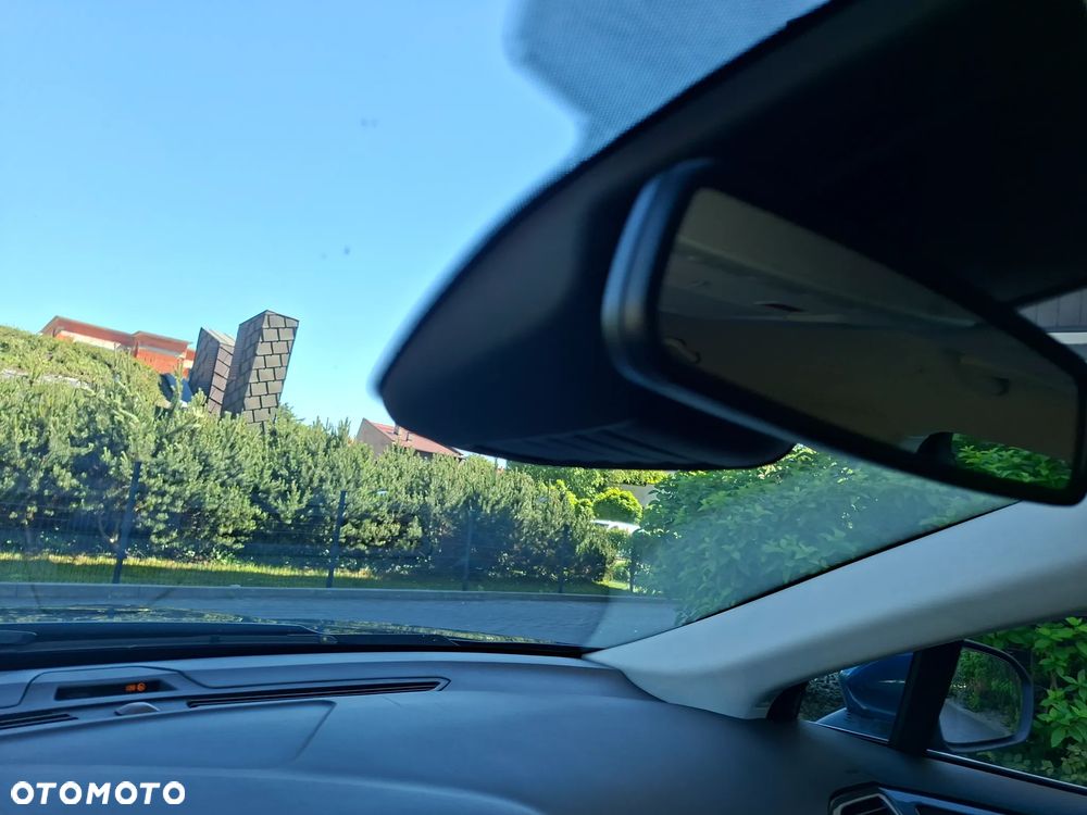Ford Mondeo - 30