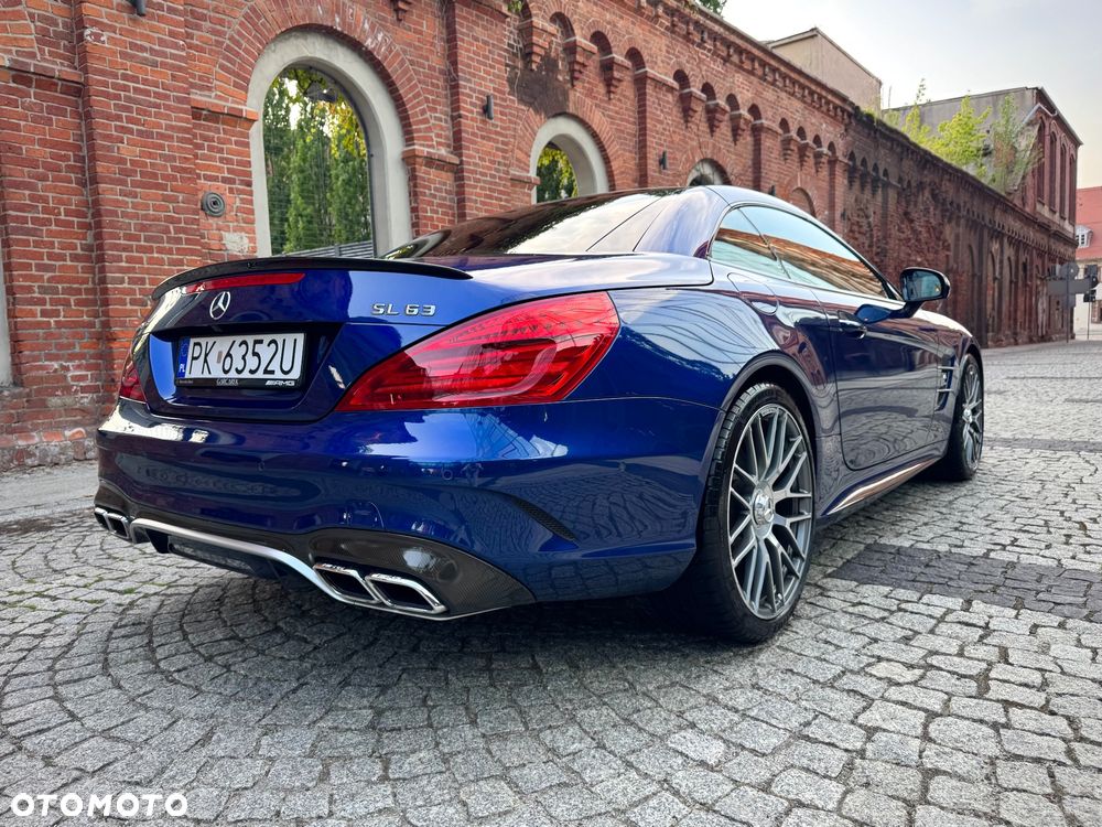 Mercedes-Benz SL 63 AMG - 8