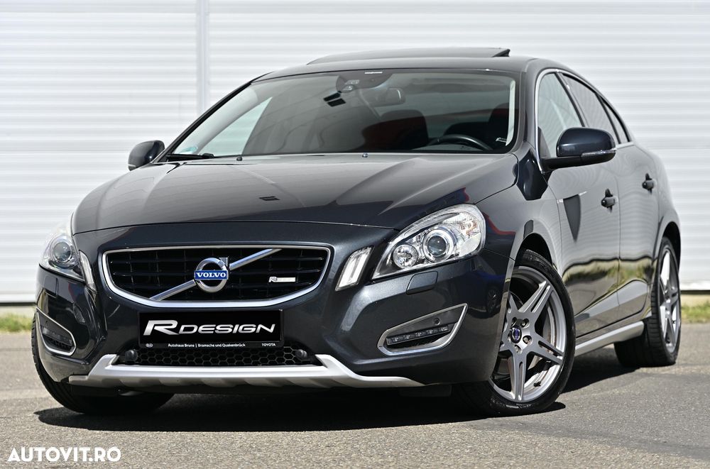 Volvo S60 D3 Geartronic R-Design - 32