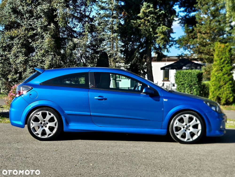 Opel Astra OPC - 6