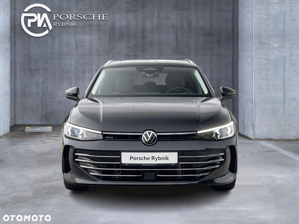 Volkswagen Passat - 9