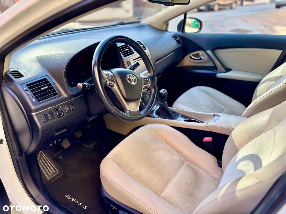 Toyota Avensis 1.8 Prestige - 7