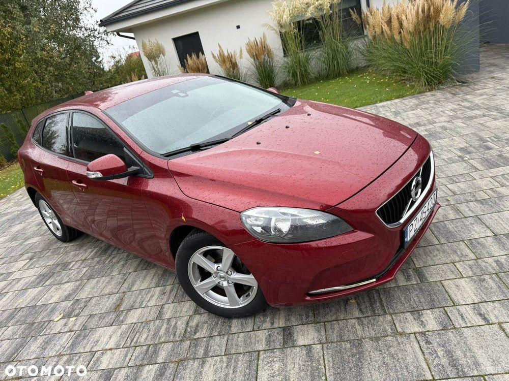 Volvo V40 - 2