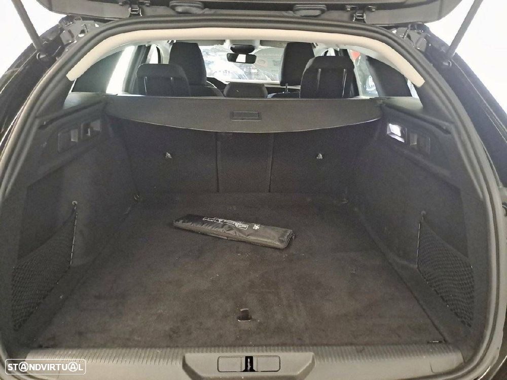 Peugeot 308 SW 1.2 Hybrid Style e-DCS6 - 6