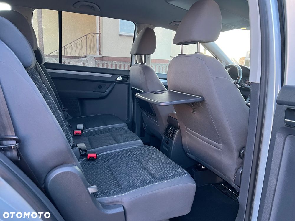 Volkswagen Touran 1.6 TDI DPF BlueMotion Technology Comfortline - 17