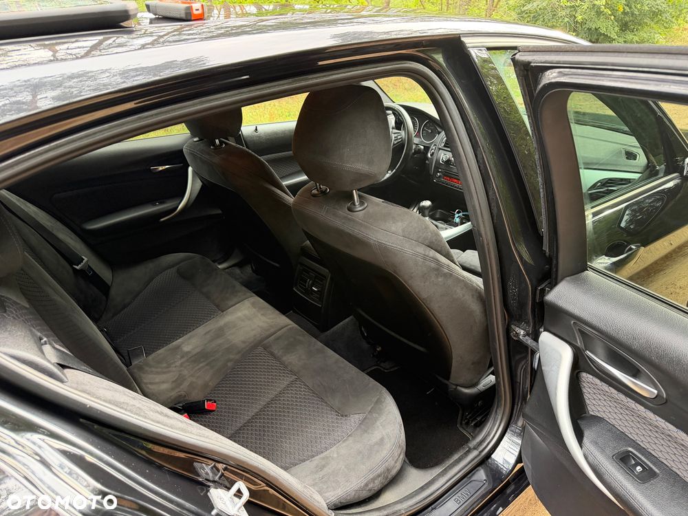 BMW Seria 1 116i Sport Line - 22