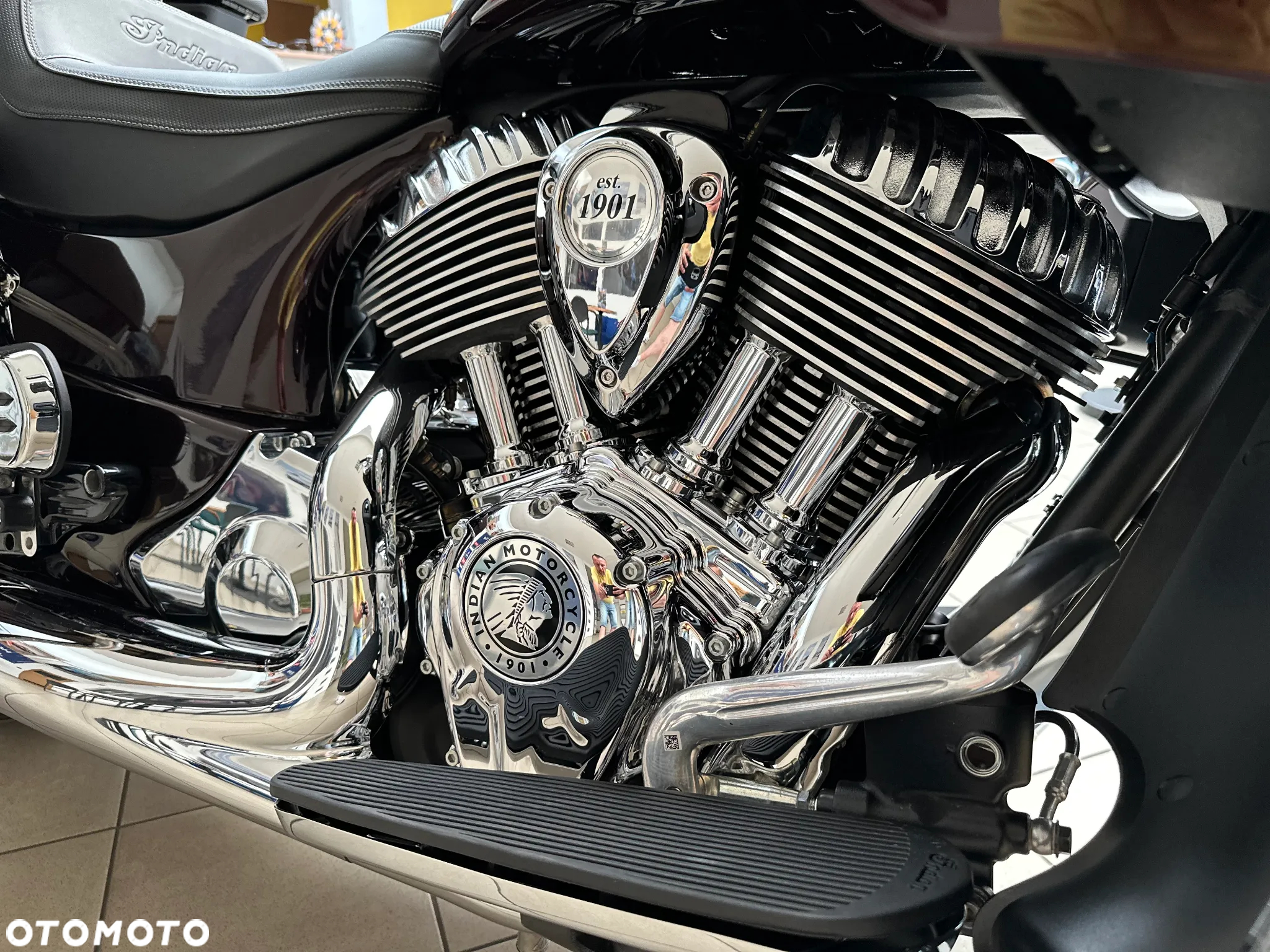 Indian Roadmaster - 16