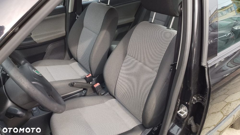 Skoda Fabia 1.2 12V Active - 19