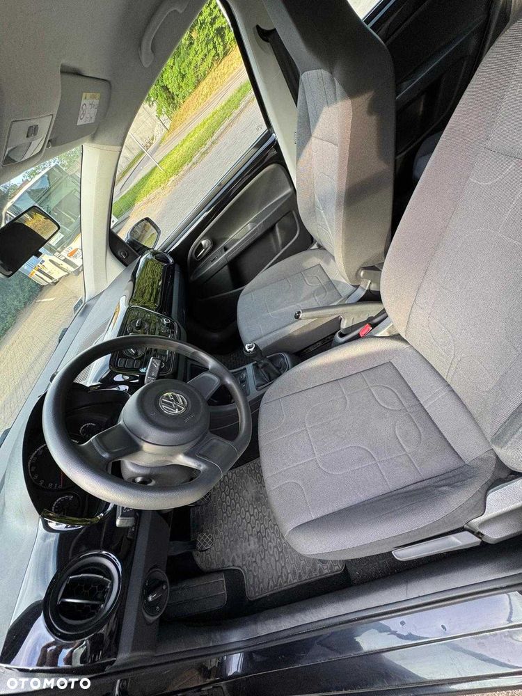 Volkswagen up! - 5