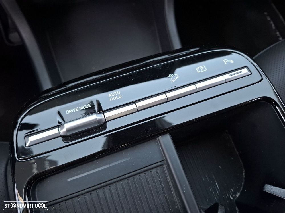 Hyundai Tucson 1.6 T-GDI HEV Vanguard+TA - 23