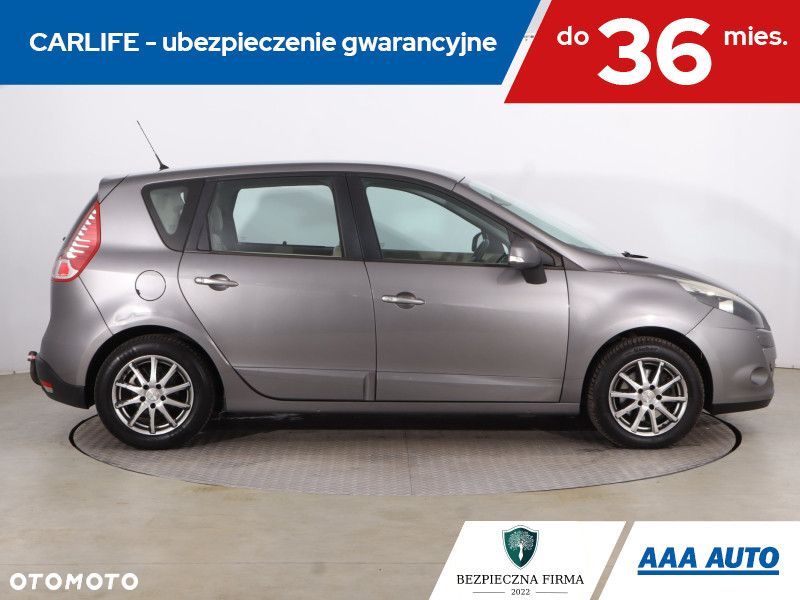 Renault Scenic - 8