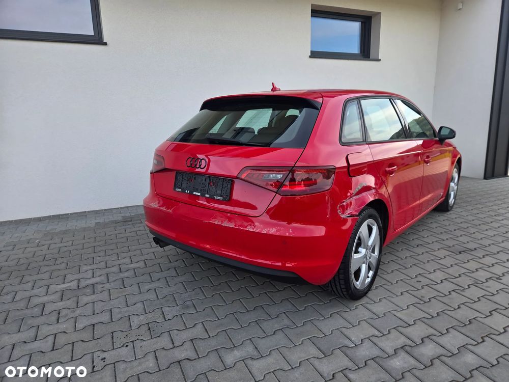 Audi A3 Sportback - 3
