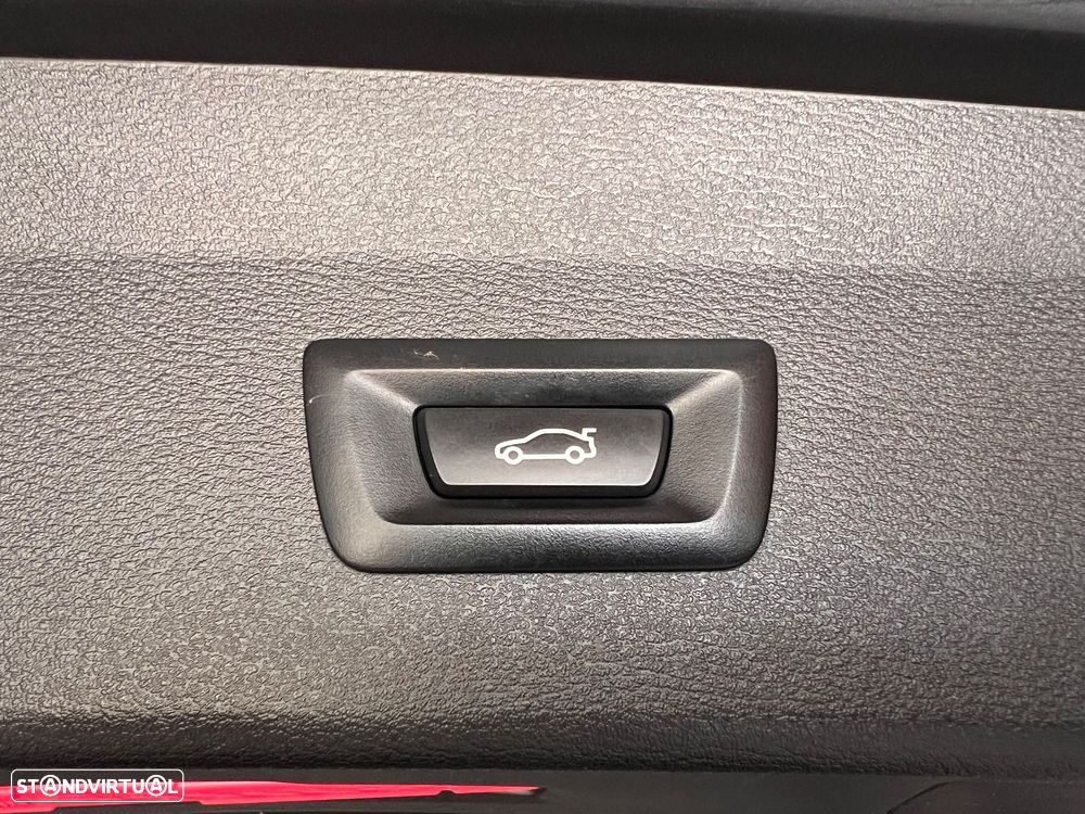 BMW X1 16 d sDrive Advantage Auto - 24