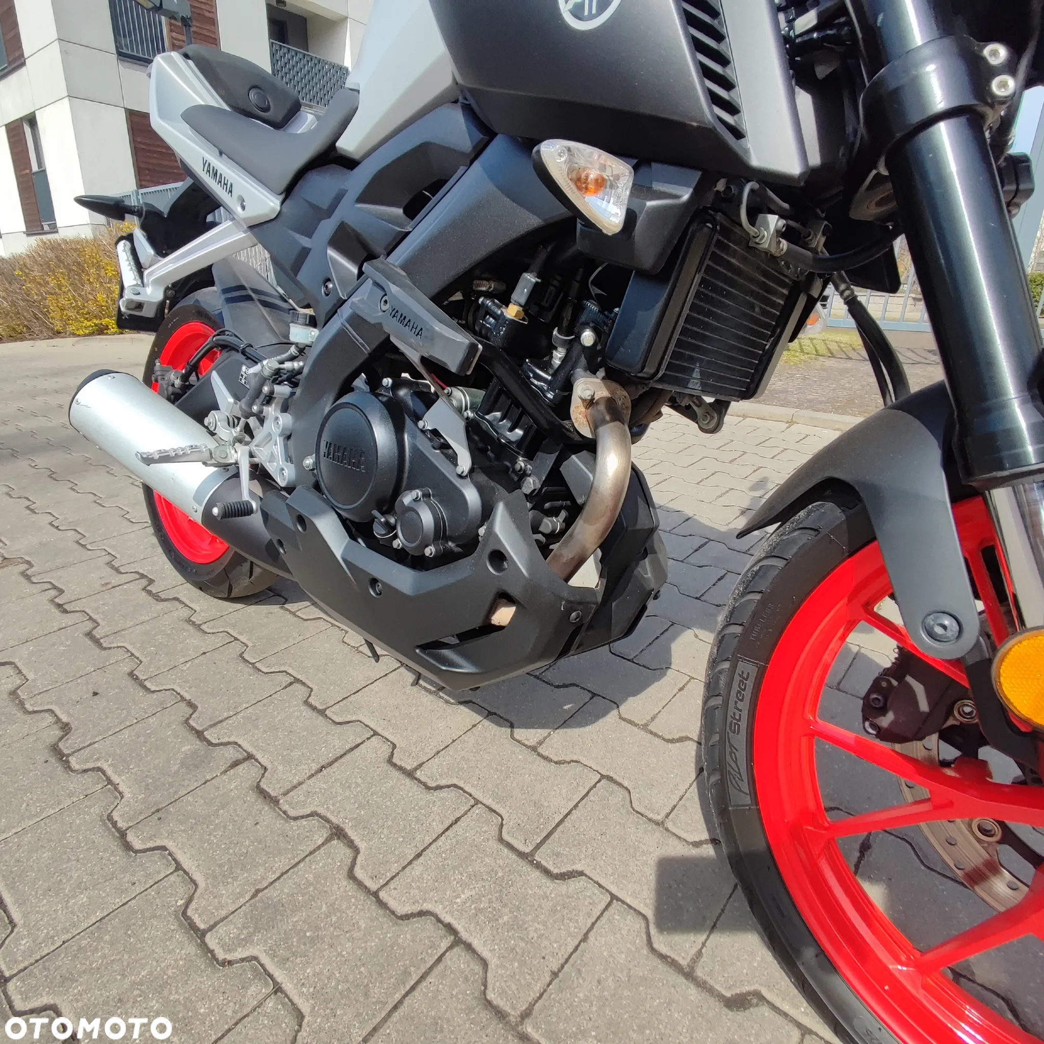 Yamaha MT - 9