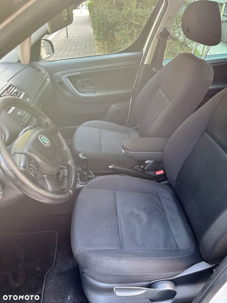 Skoda Roomster 1.2 TSI Elegance PLUS EDITION - 23