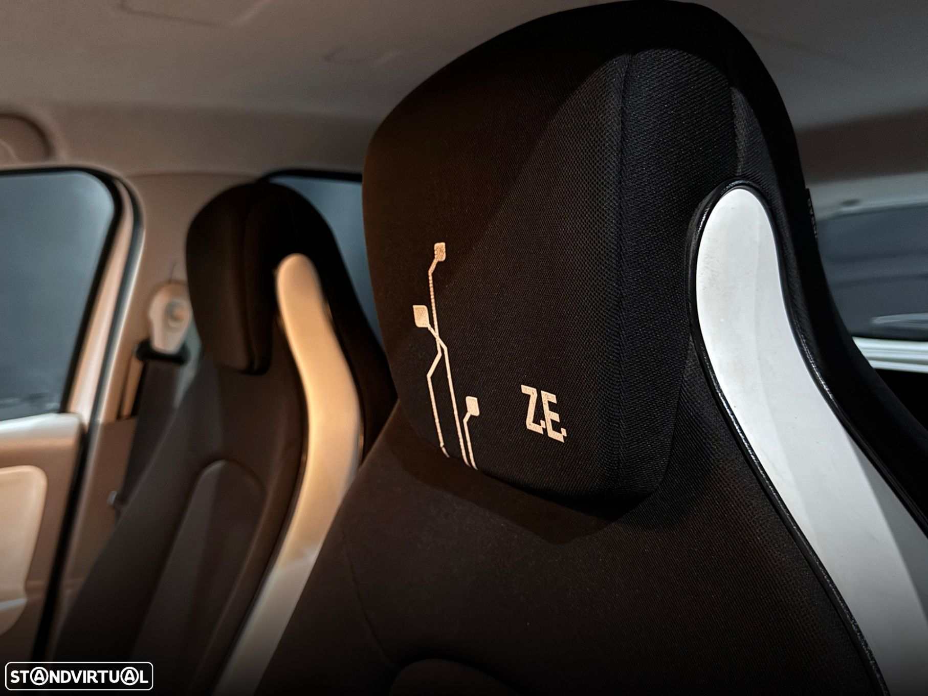 Renault Zoe - 14