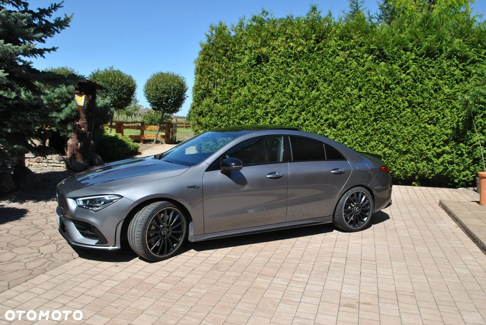 Mercedes-Benz CLA AMG 35 4-Matic 7G-DCT - 3