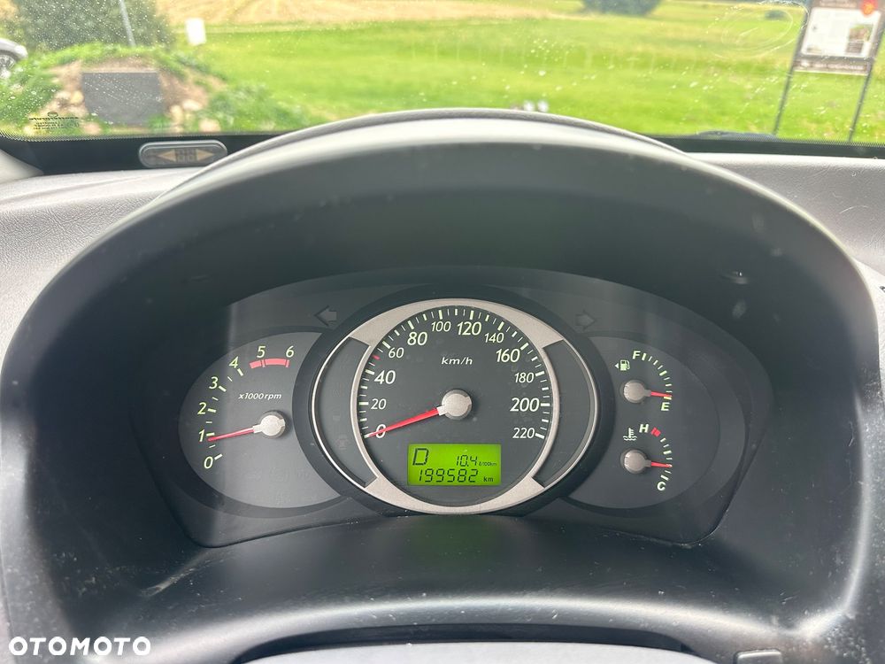 Hyundai Tucson 2.0 CRDi Elegance + - 33