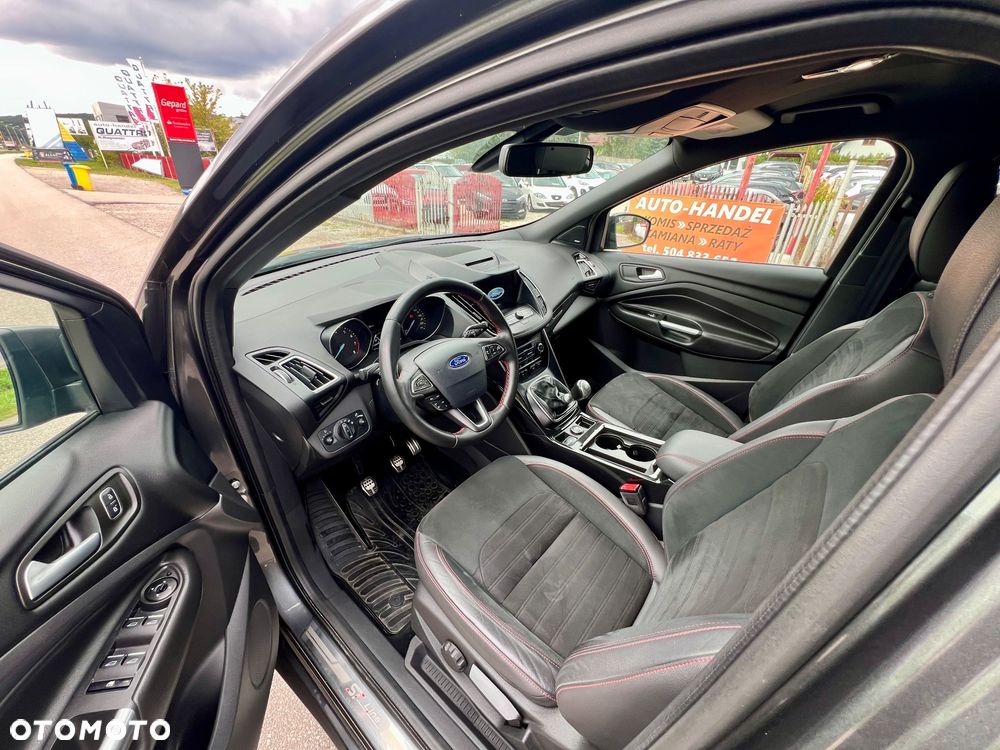 Ford Kuga 1.5 EcoBoost FWD ST-Line - 26