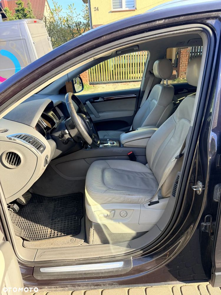 Audi Q7 - 8