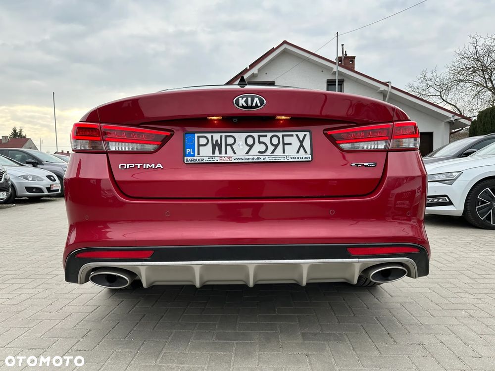 Kia Optima - 35