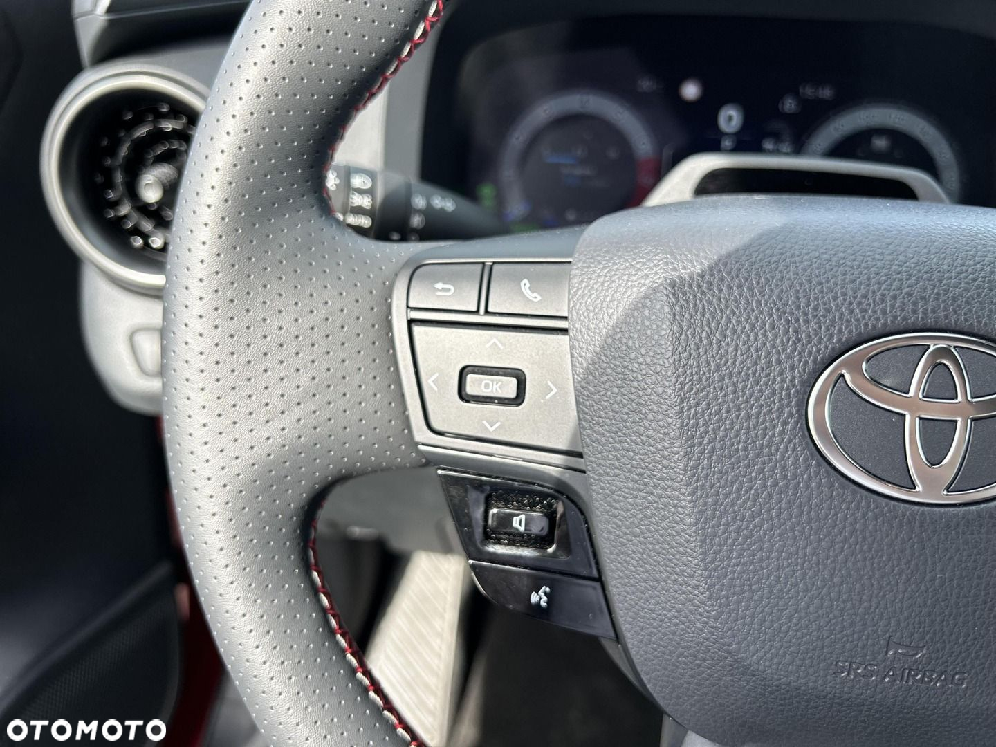 Toyota C-HR - 16