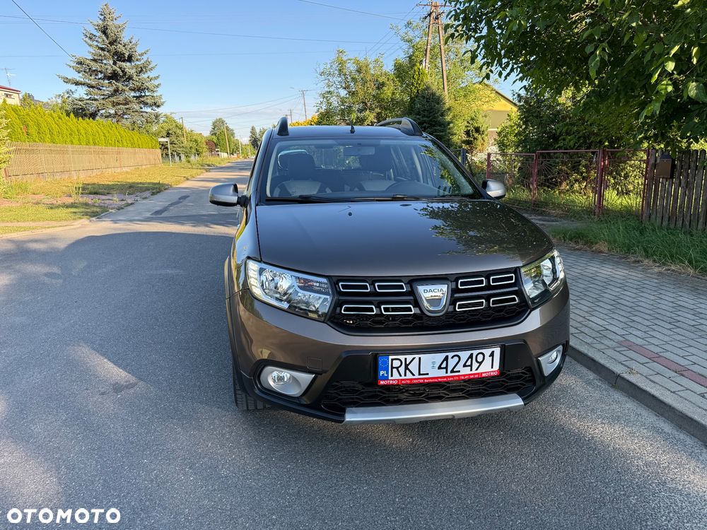 Dacia Sandero 0.9 TCe SL Celebration S&S - 33