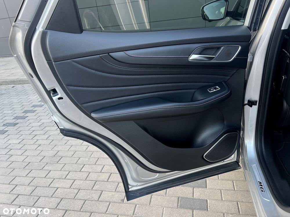 MG HS PHEV Luxury - 39