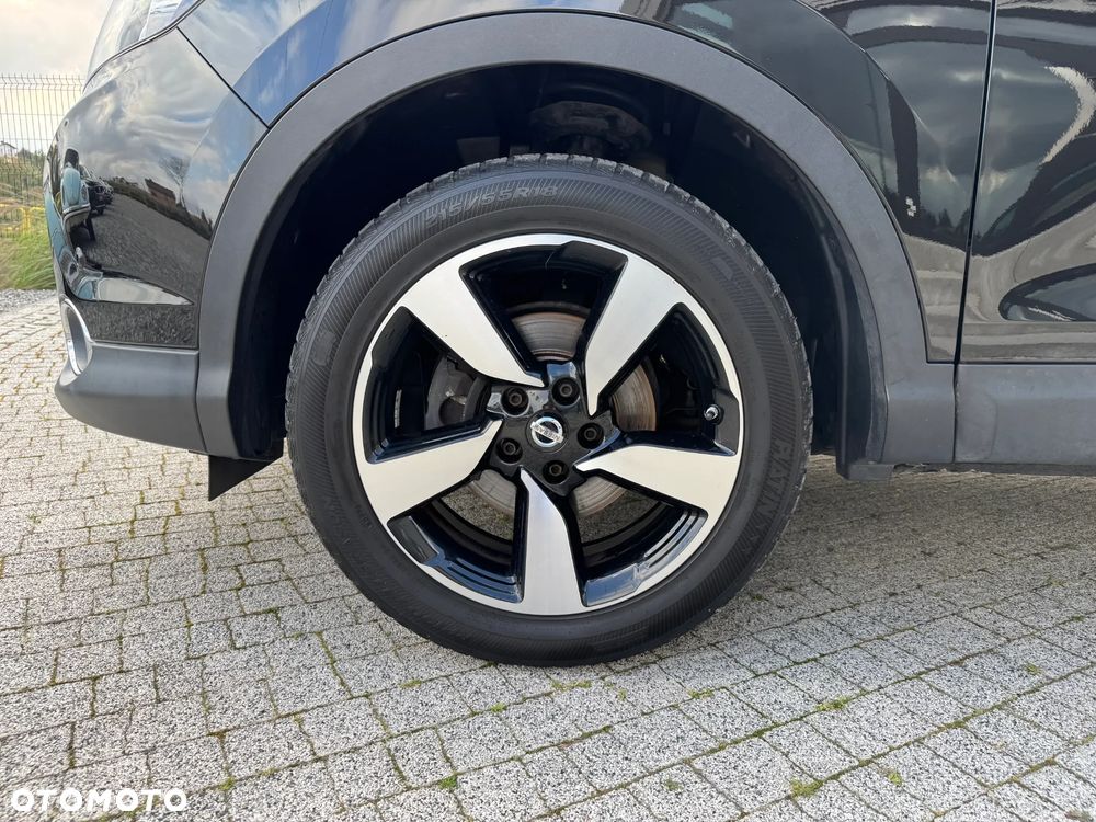 Nissan Qashqai 1.5 dCi TEKNA+ - 10