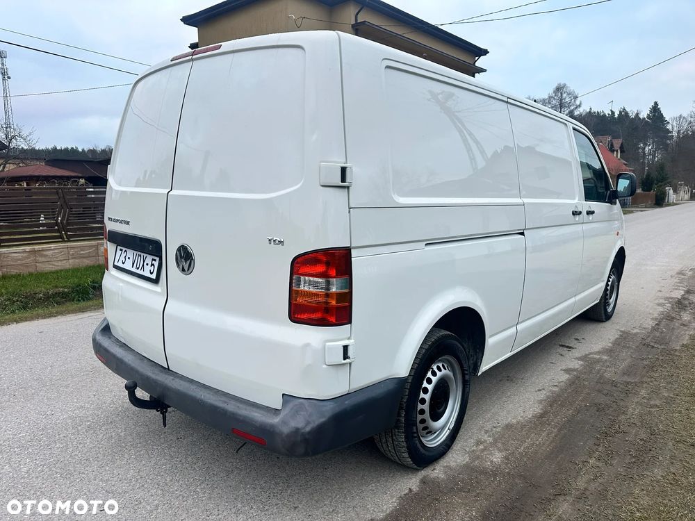 Volkswagen Transporter - 4