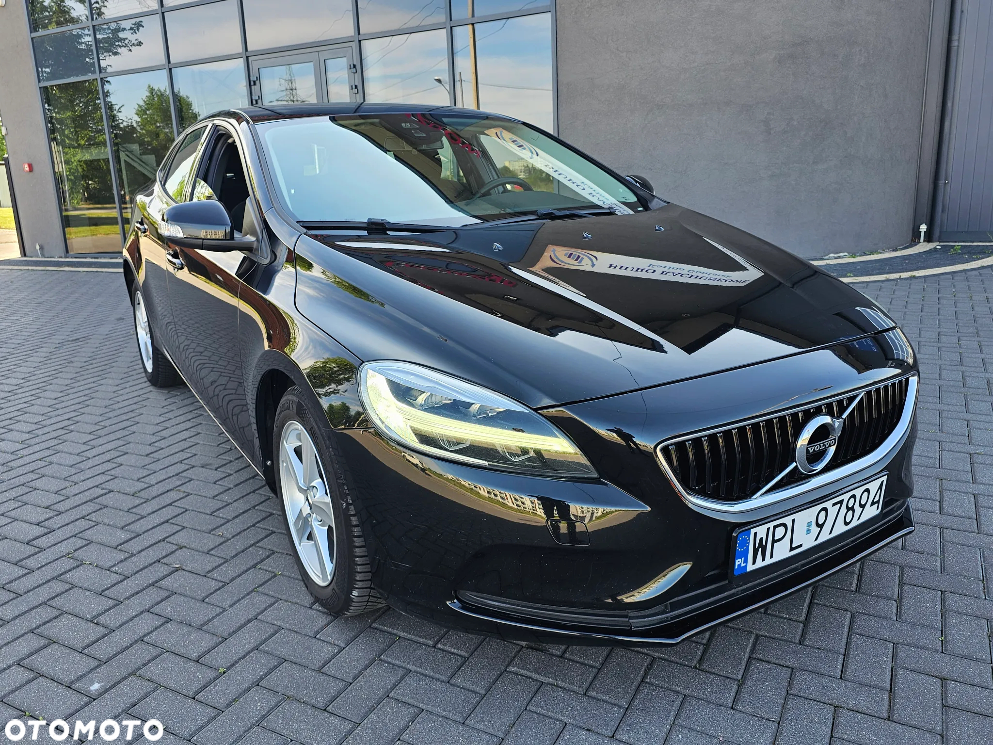 Volvo V40 D2 Inscription - 9
