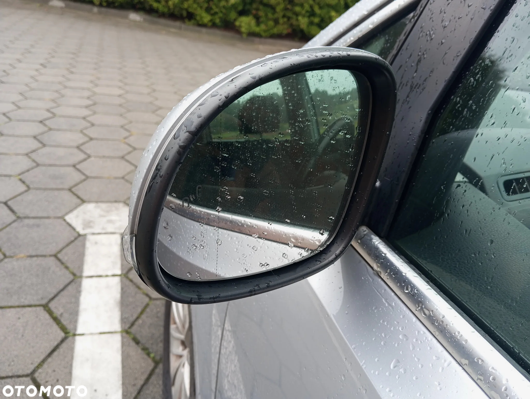 Volkswagen Sharan - 12