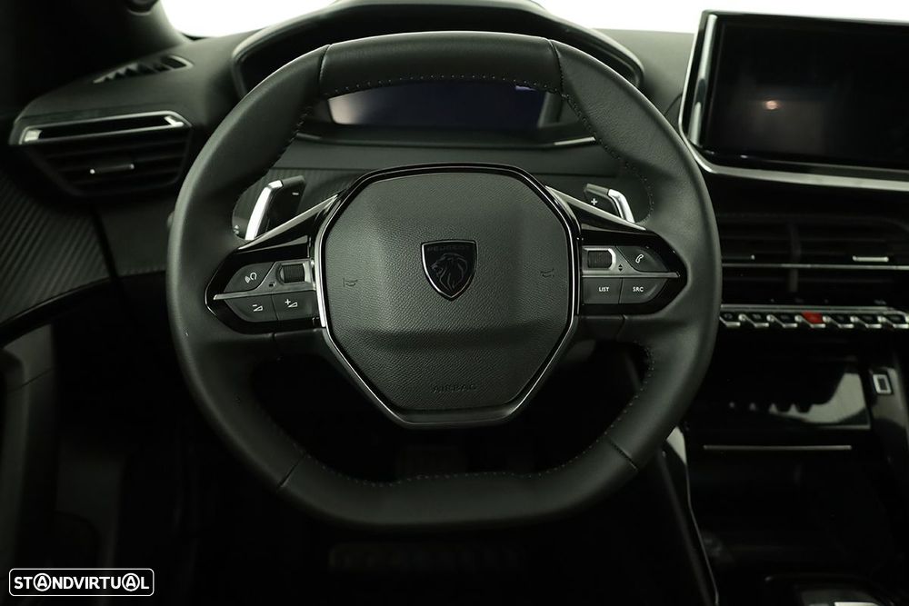 Peugeot 2008 1.2 PureTech Allure EAT8 - 15