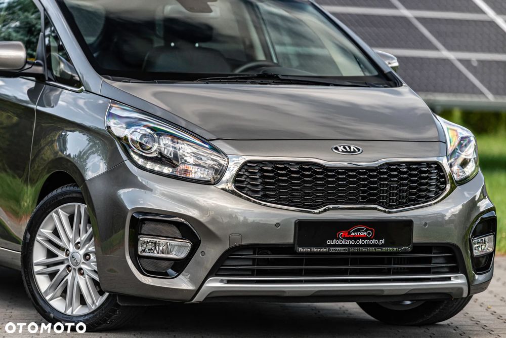 Kia Carens 1.7 CRDi L 7os - 9