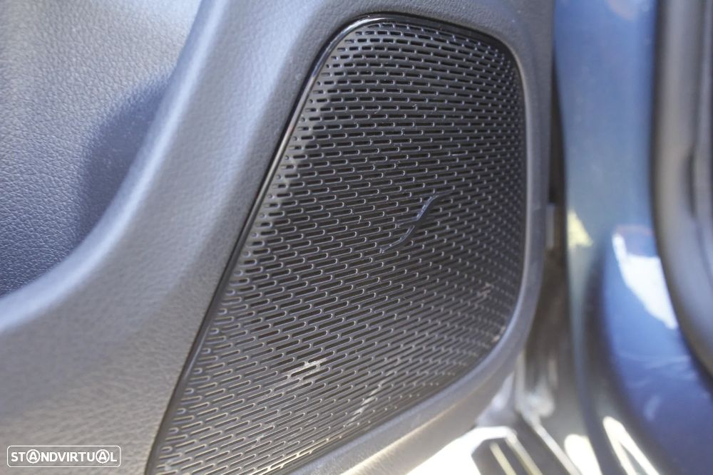 Mercedes-Benz CLA 250 e 8G-DCT AMG Line - 23