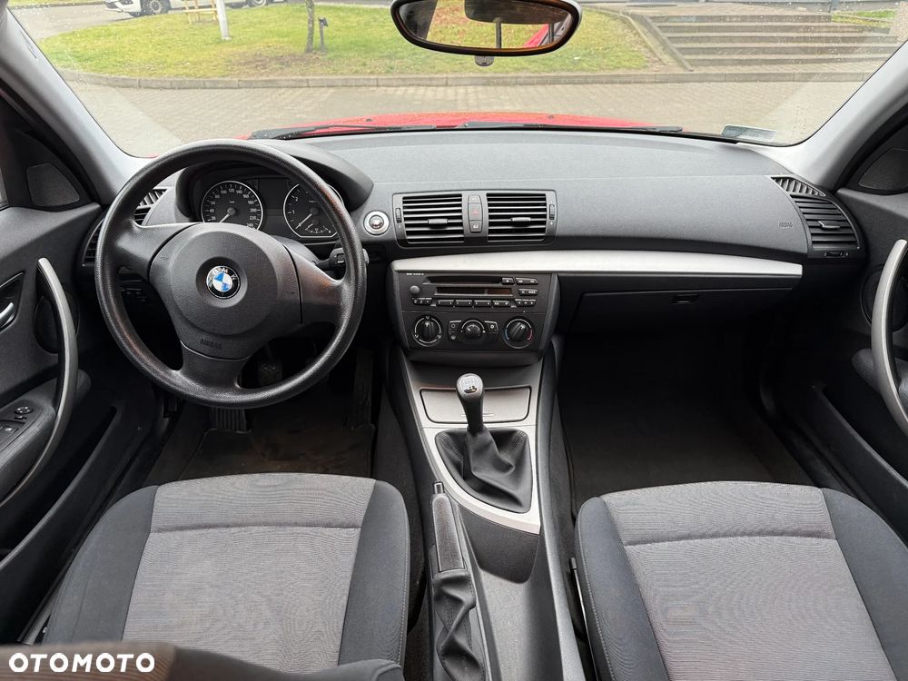 BMW Seria 1 116i - 16