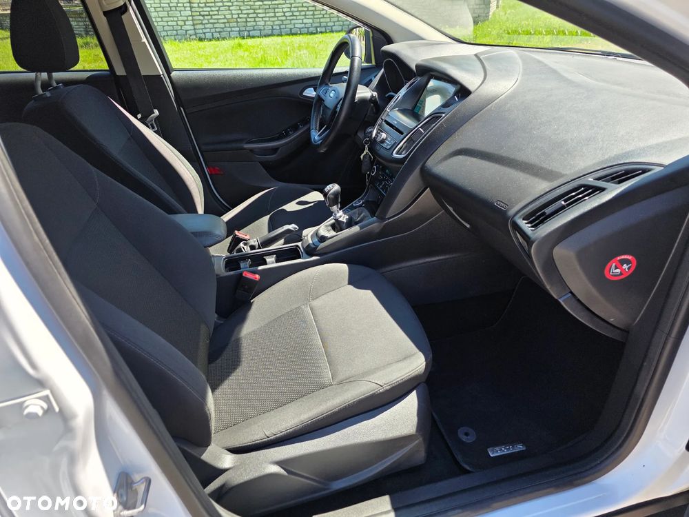 Ford Focus 1.0 EcoBoost Gold X (Edition) - 8