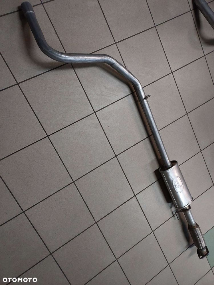 Tłumik środkowy Fiat Bravo Stilo 1.4-16V 04/07-     całosć ze złączem 55189609 - 2