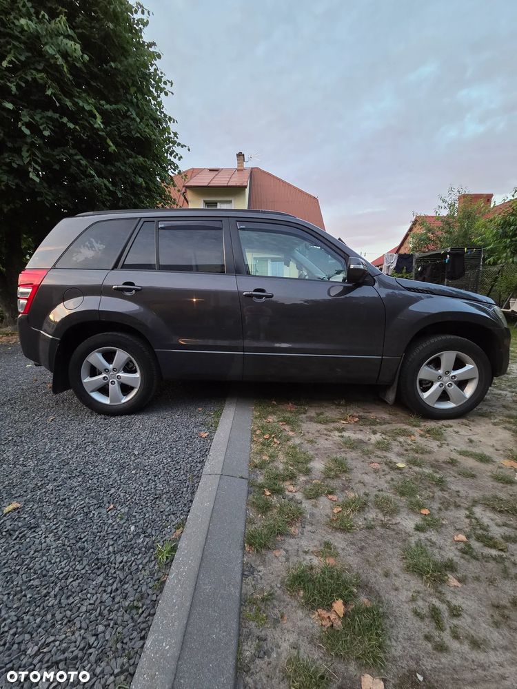 Suzuki Grand Vitara 2.4 Comfort - 5