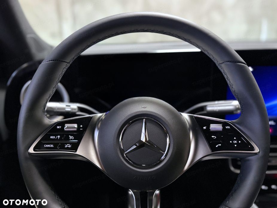 Mercedes-Benz GLB 200 mHEV 8G-eDCT - 8