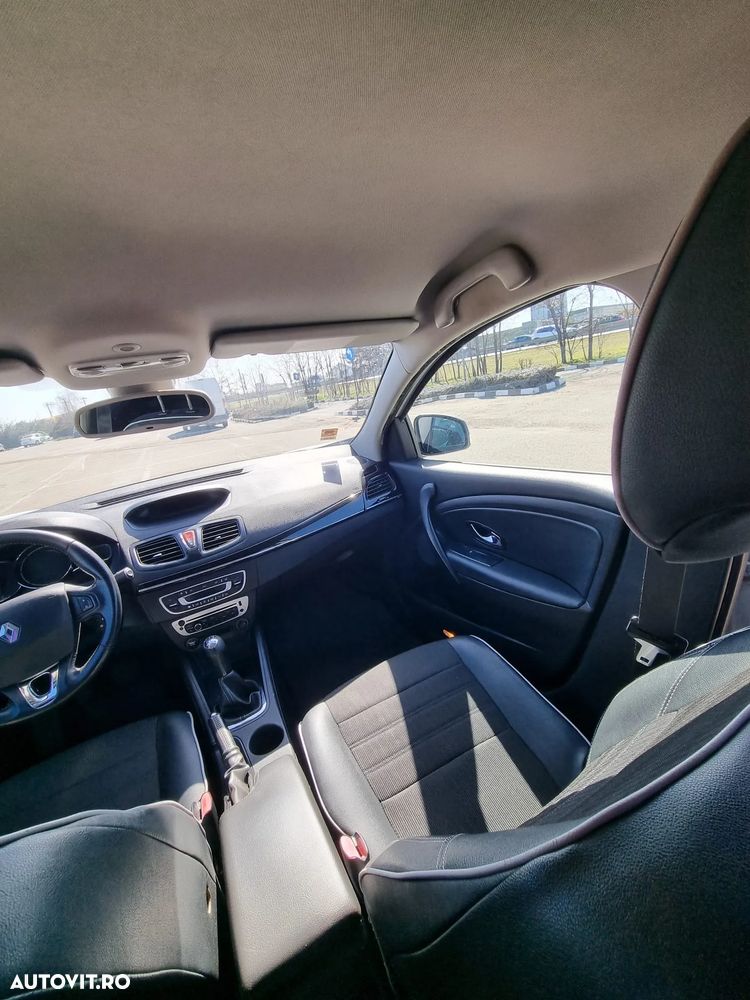 Renault Fluence 1.6 Dynamique - 11