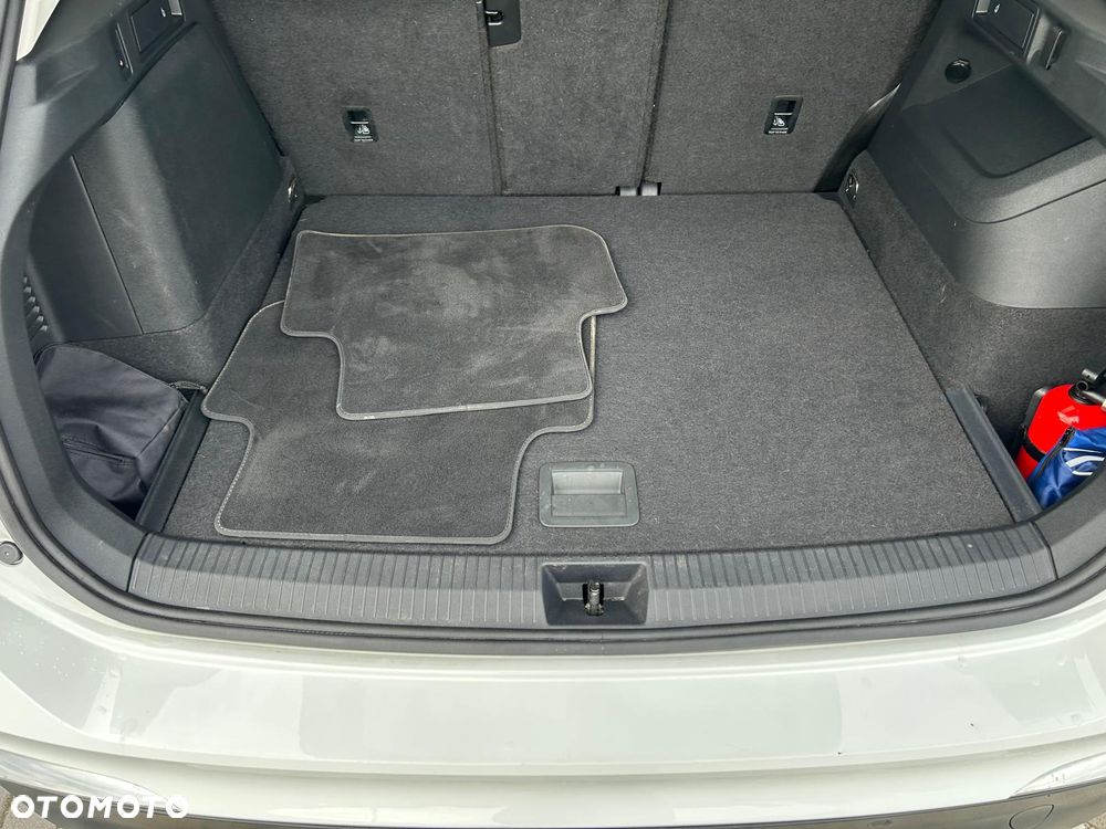 Volkswagen Tiguan 1.5 eHybrid PHEV 150kW Elegance DSG - 36