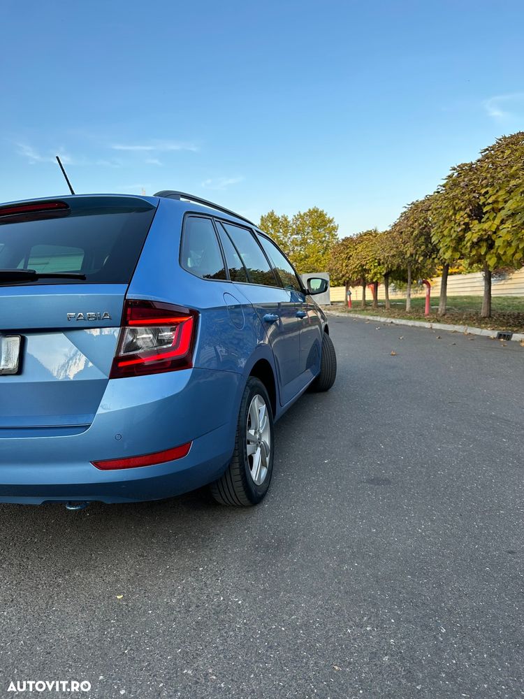 Skoda Fabia 1.0 TSI Ambition - 2