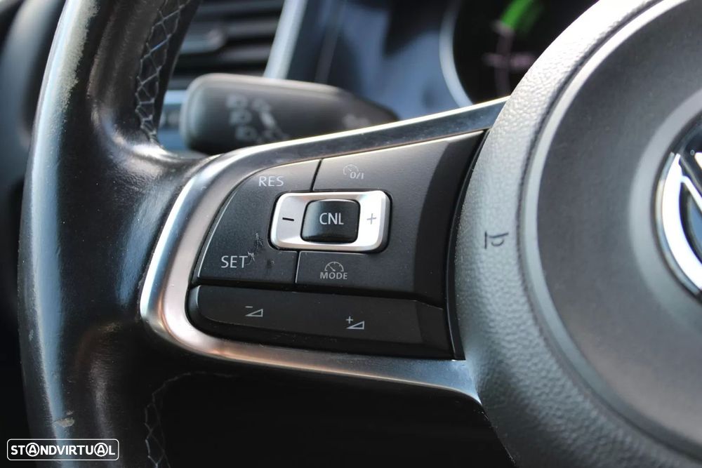 VW Golf 1.4 GTE Plug-in - 11