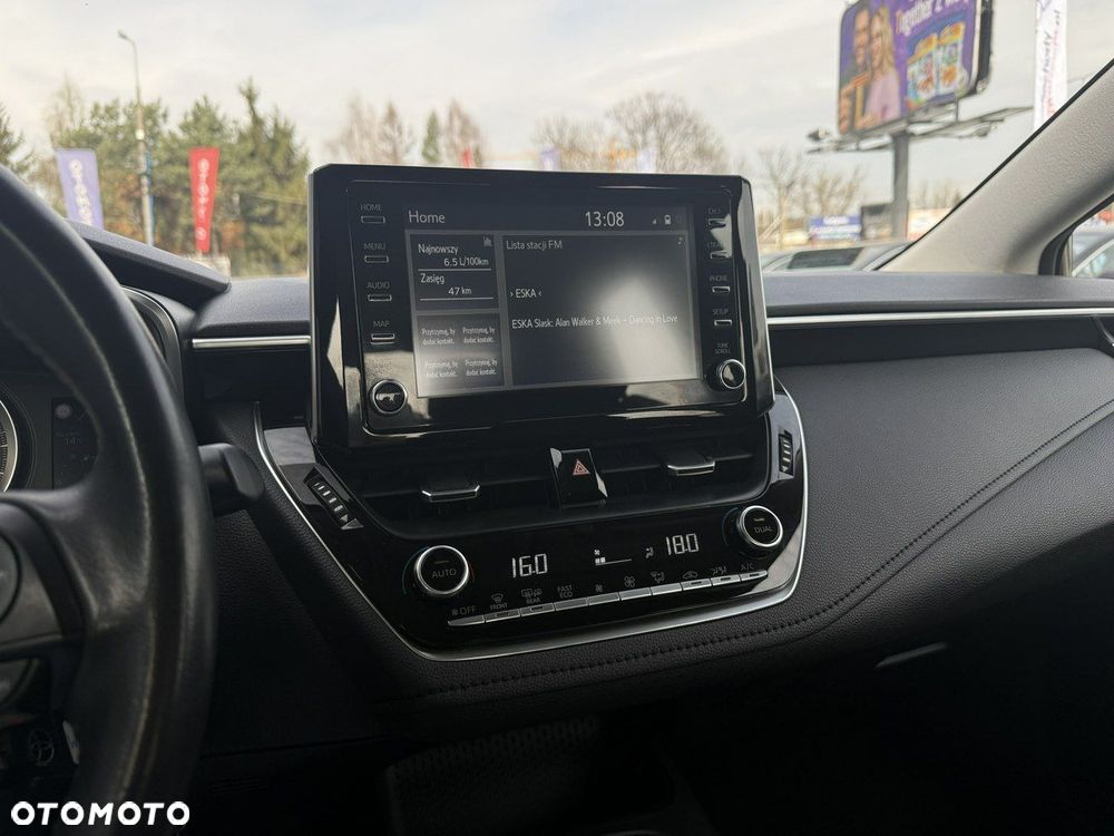 Toyota Corolla 1.5 Comfort - 23