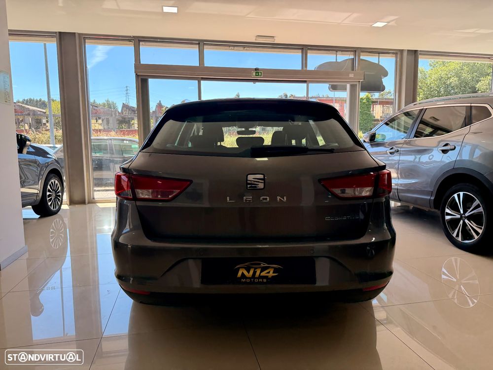 SEAT Leon ST 1.6 TDI Style Ecomotive - 21